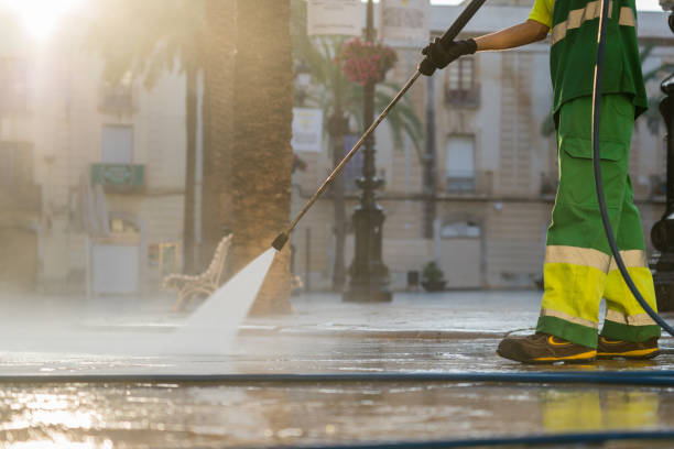 Best Garage Pressure Washing  in Richland, WA